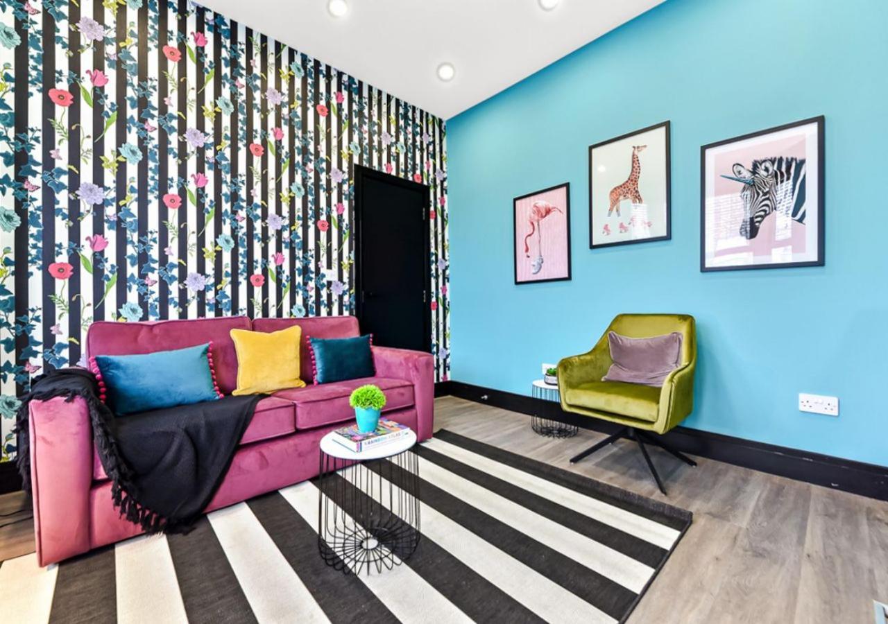 Bright & Colourful House - Best For A Large Groups Londra Dış mekan fotoğraf